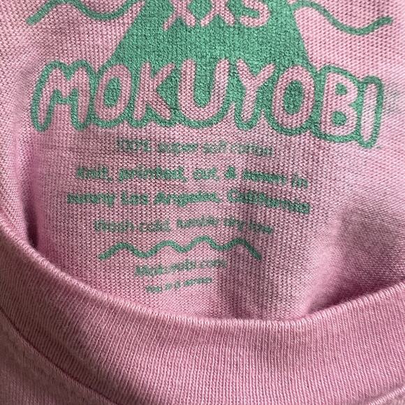 Mokuyobi Snazzberry Tee Strawberry Graphic T-Shirt Unisex Sz XXS Pink Short Slv - Picture 4 of 4